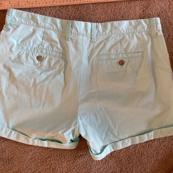 Khakis by Gap 4” Shorts Sz 10 Light Blue/Mint color - Picture 3 of 4